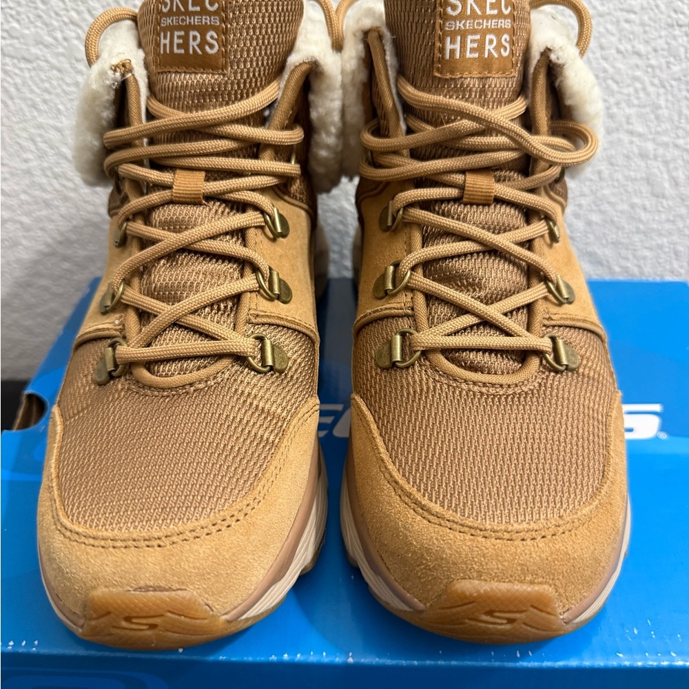 Skechers Brown Max Cushion High-Top Sneakers Hikers Shearling Turn Down